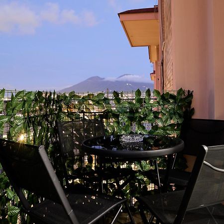Napoli Central Lumina Suites Eksteriør bilde
