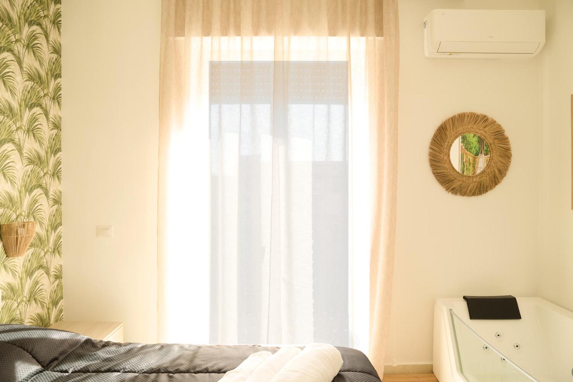 Napoli Central Lumina Suites Eksteriør bilde