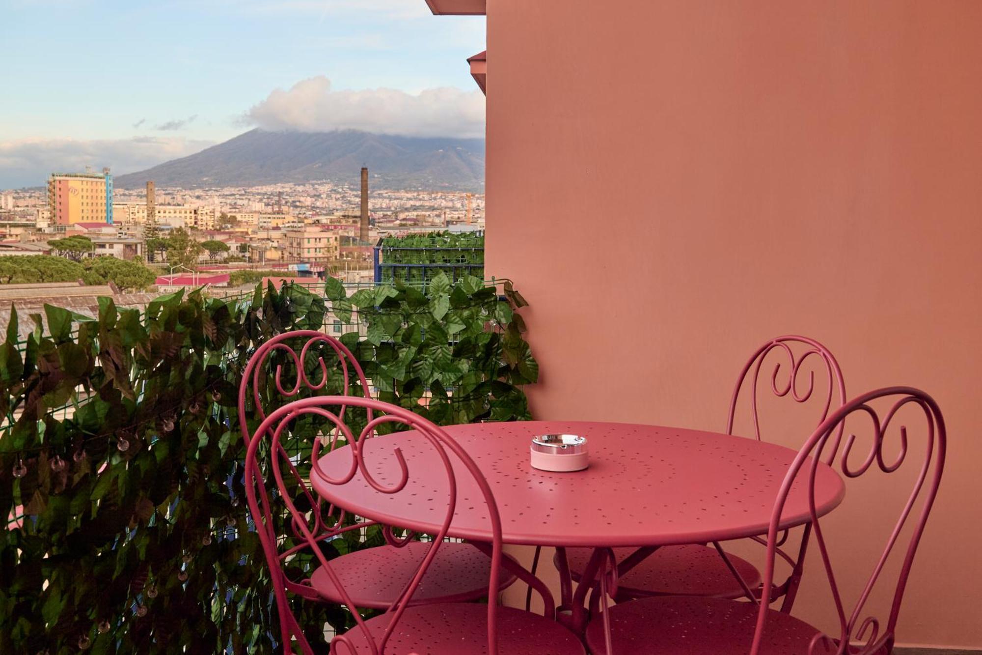 Napoli Central Lumina Suites Eksteriør bilde